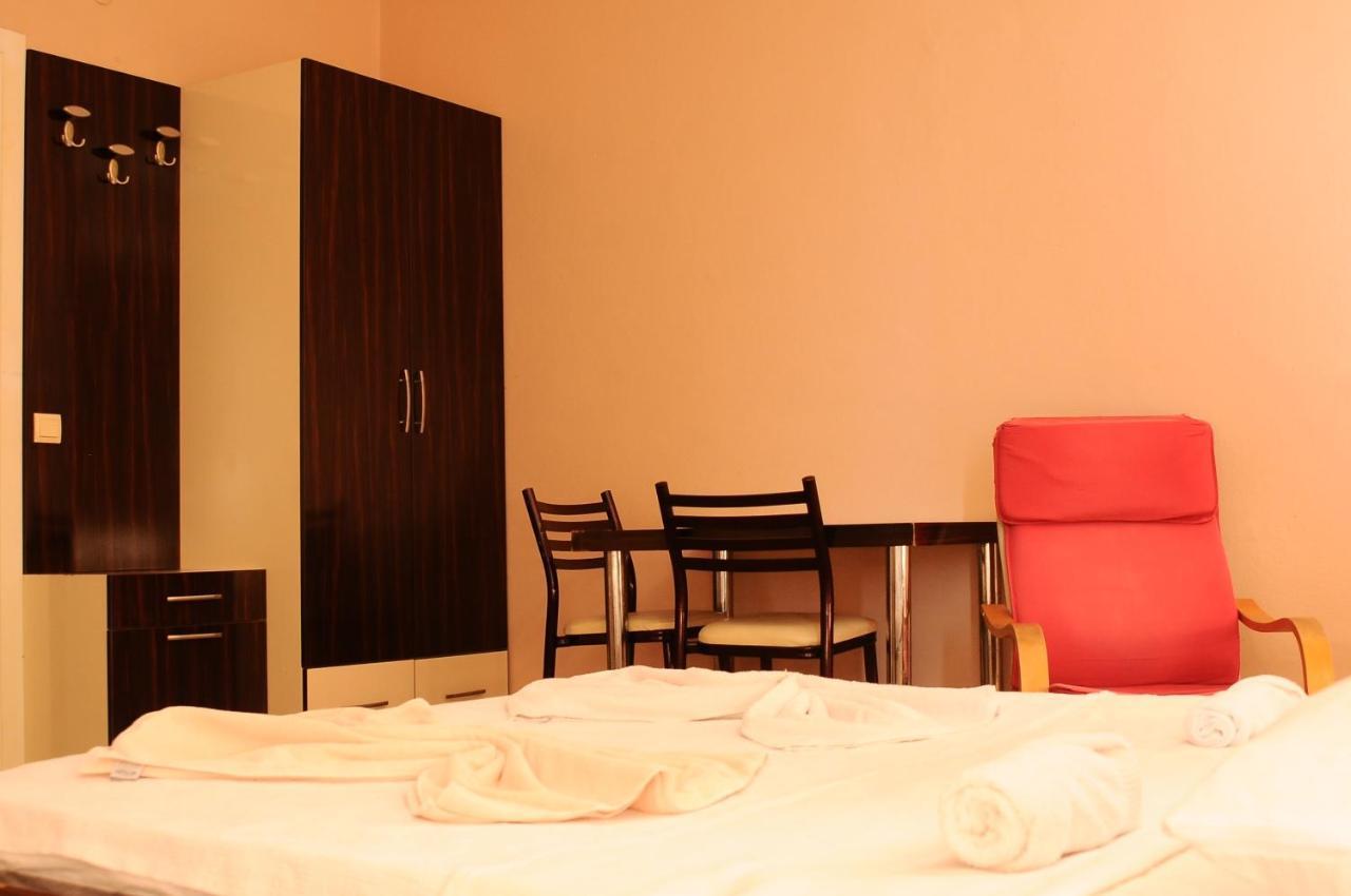 Mina Apart Otel Kundu Екстериор снимка