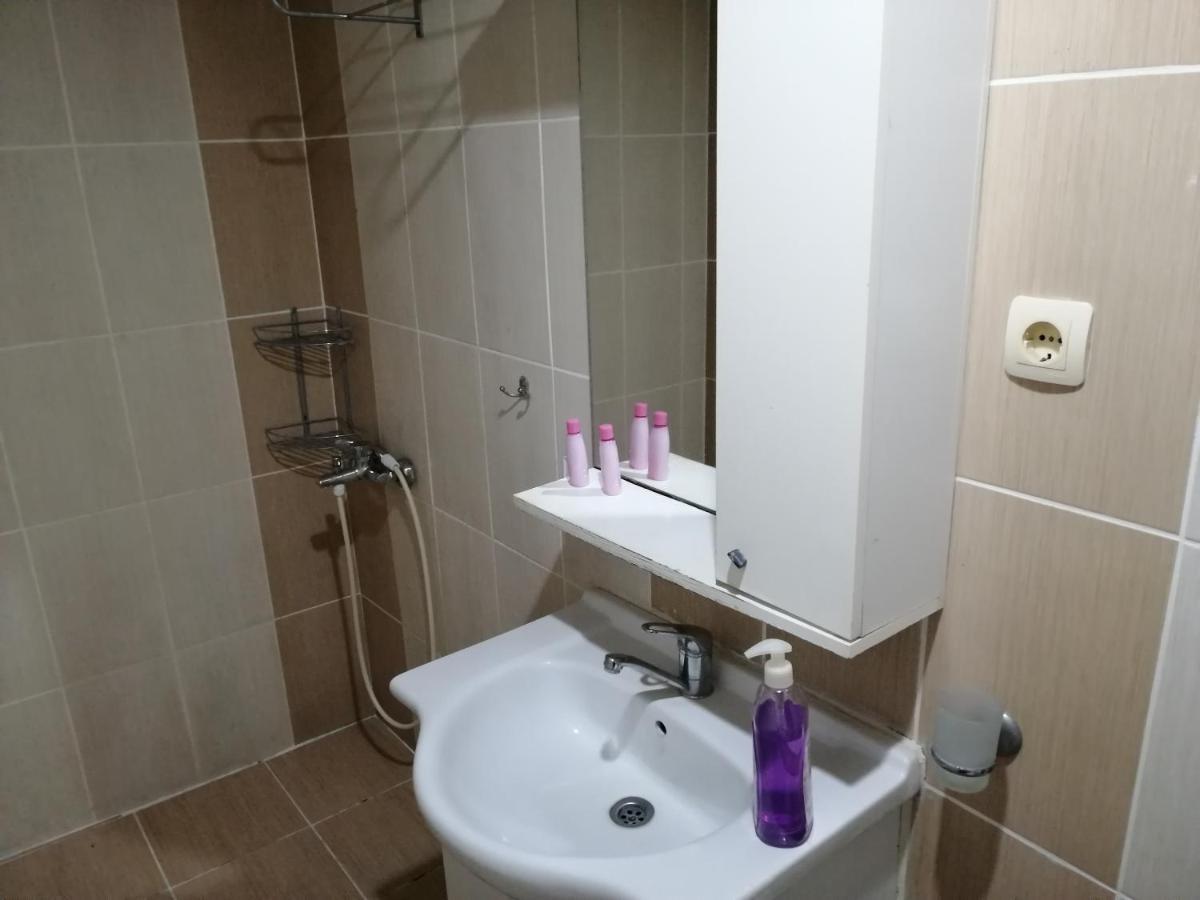 Mina Apart Otel Kundu Екстериор снимка