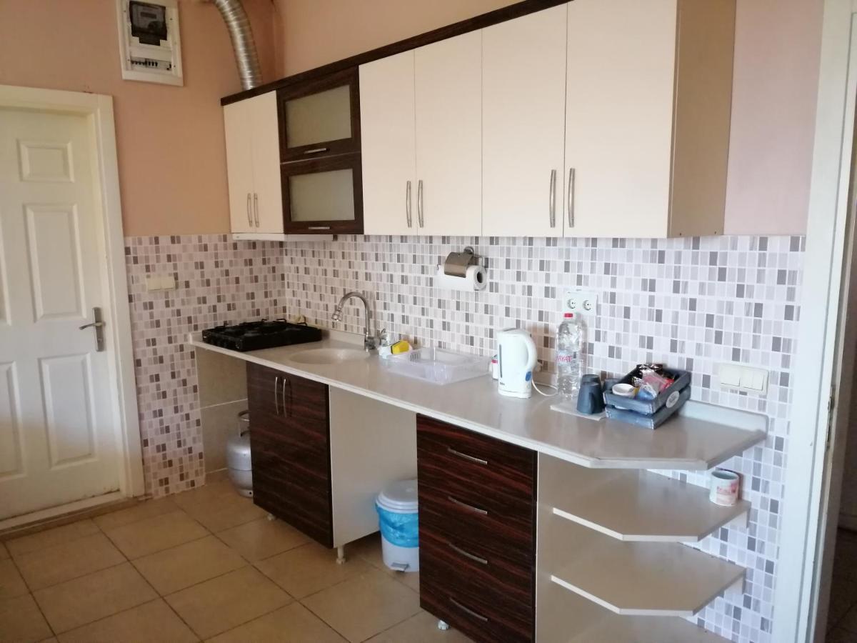 Mina Apart Otel Kundu Екстериор снимка